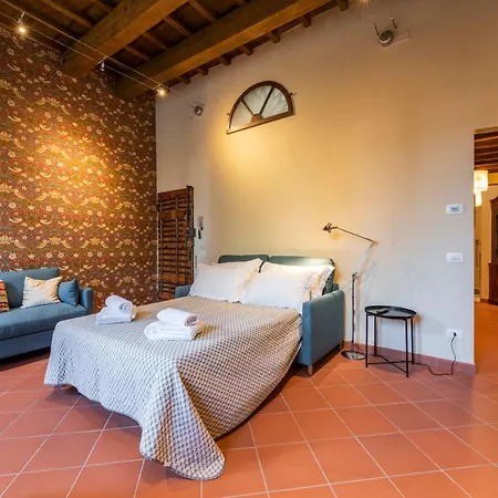 72 Via Romana Apartment *
